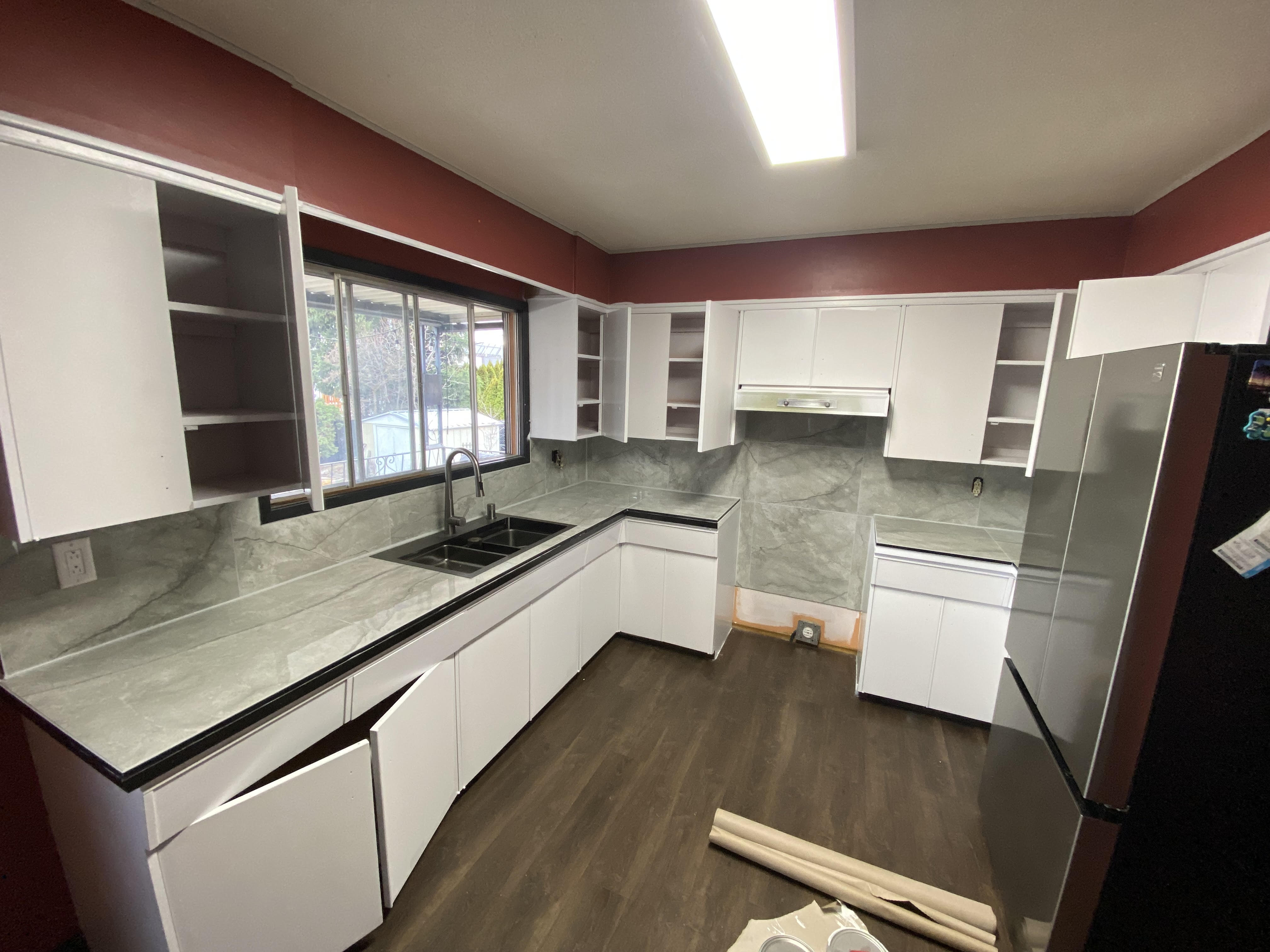 Full Kitchen Backsplash by Aymont Drywall